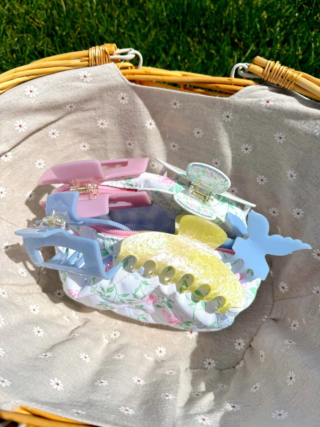 Bloom Clawclip