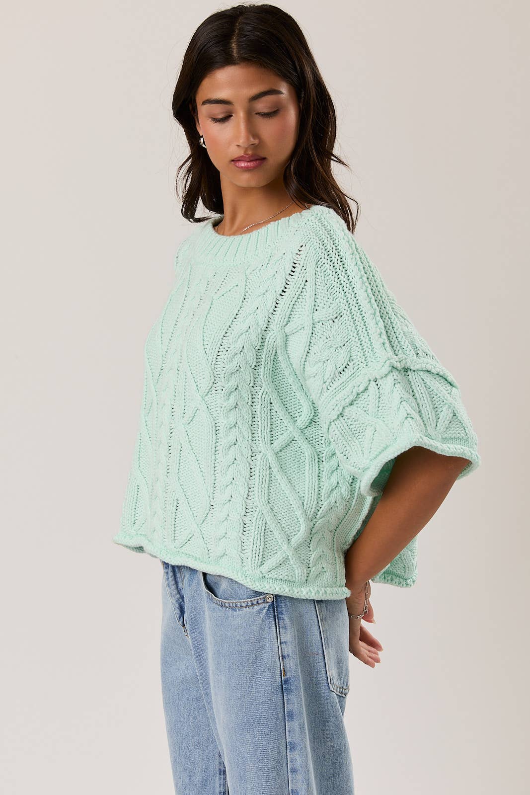 AMELIE ROUND NECK KNIT SWEATER TOP