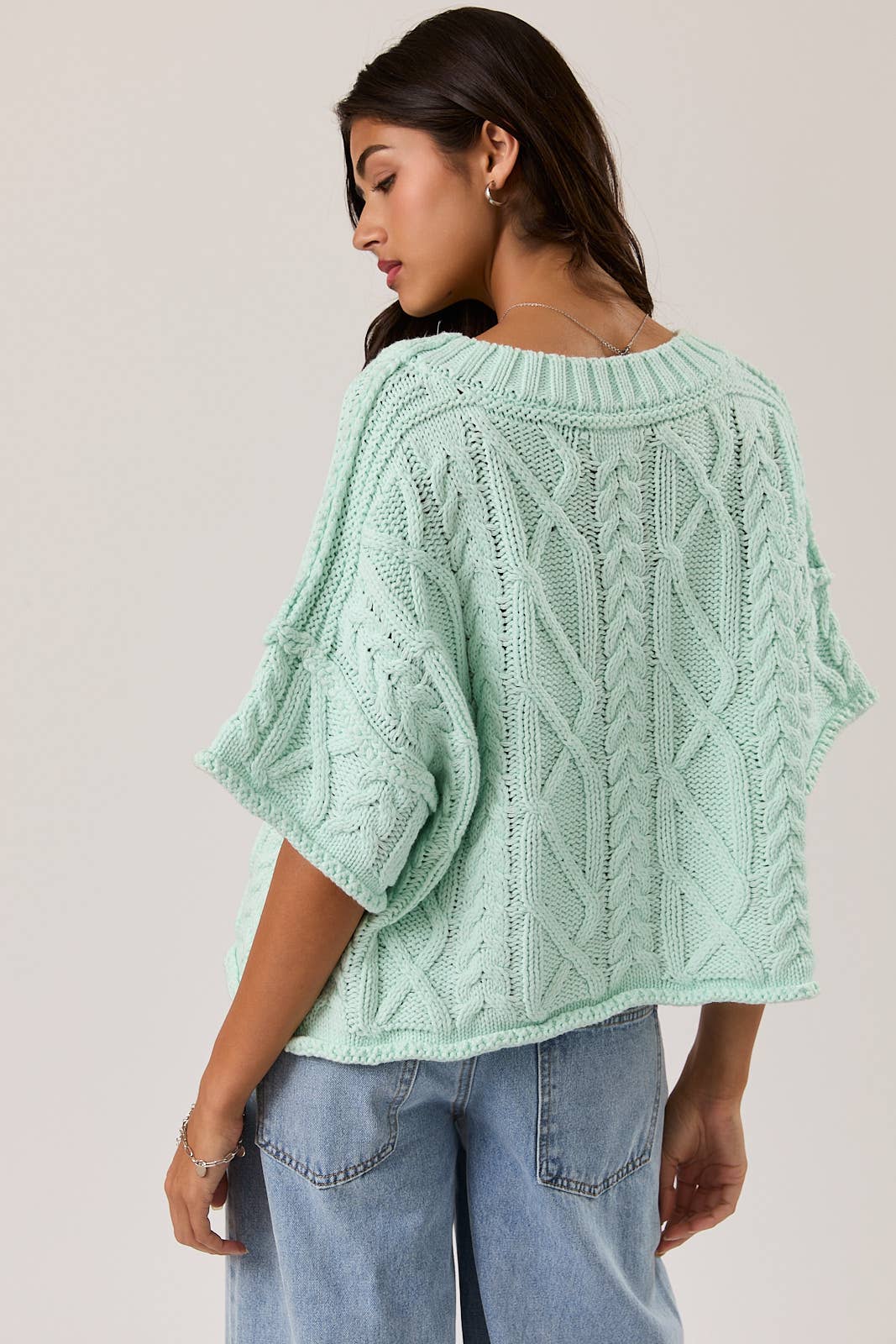 AMELIE ROUND NECK KNIT SWEATER TOP